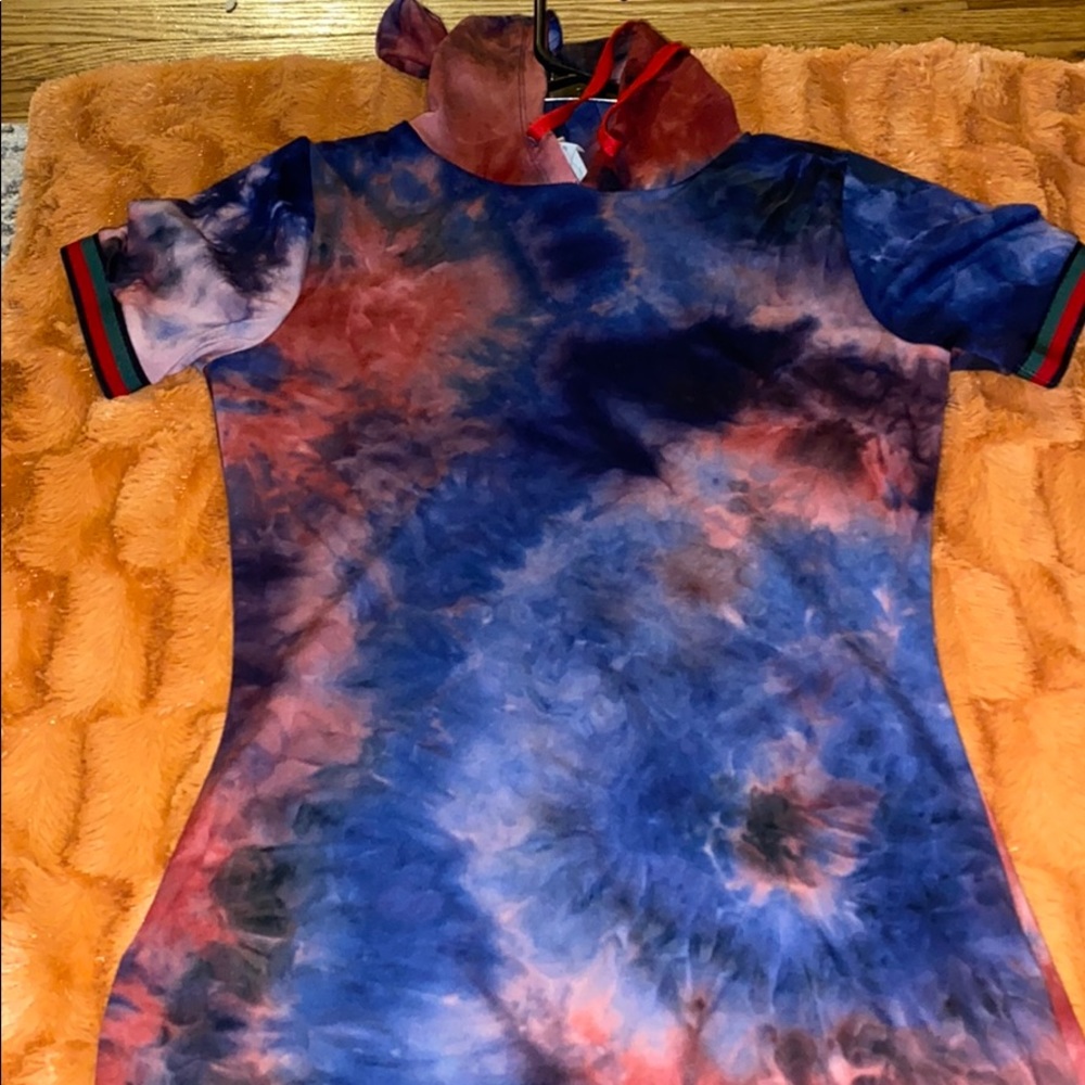 brand nee dress very stretchy